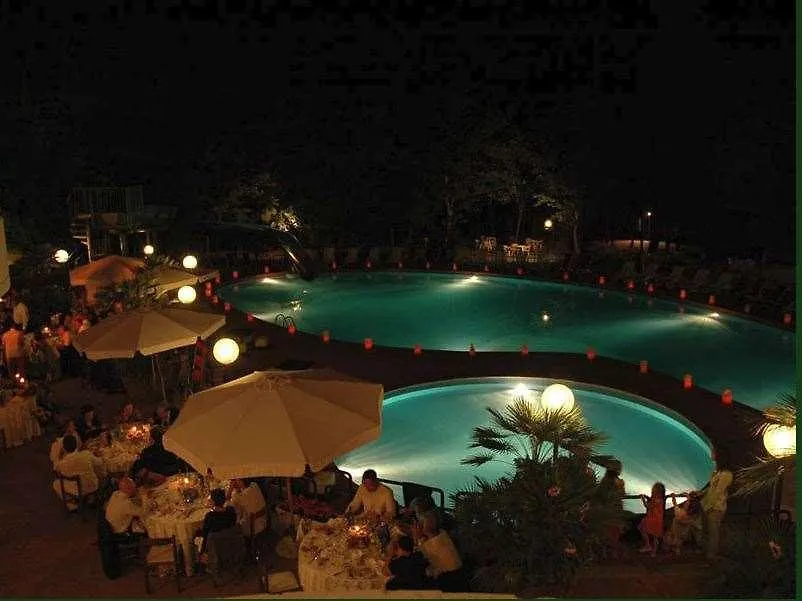 ***  Hotel Apogeo Bettolle Italy